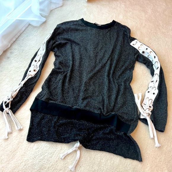 TOV Shiny Black & White Sweater Lace-Up Ties Detail Asymmetric Longer Back Sz38 - Picture 2 of 5